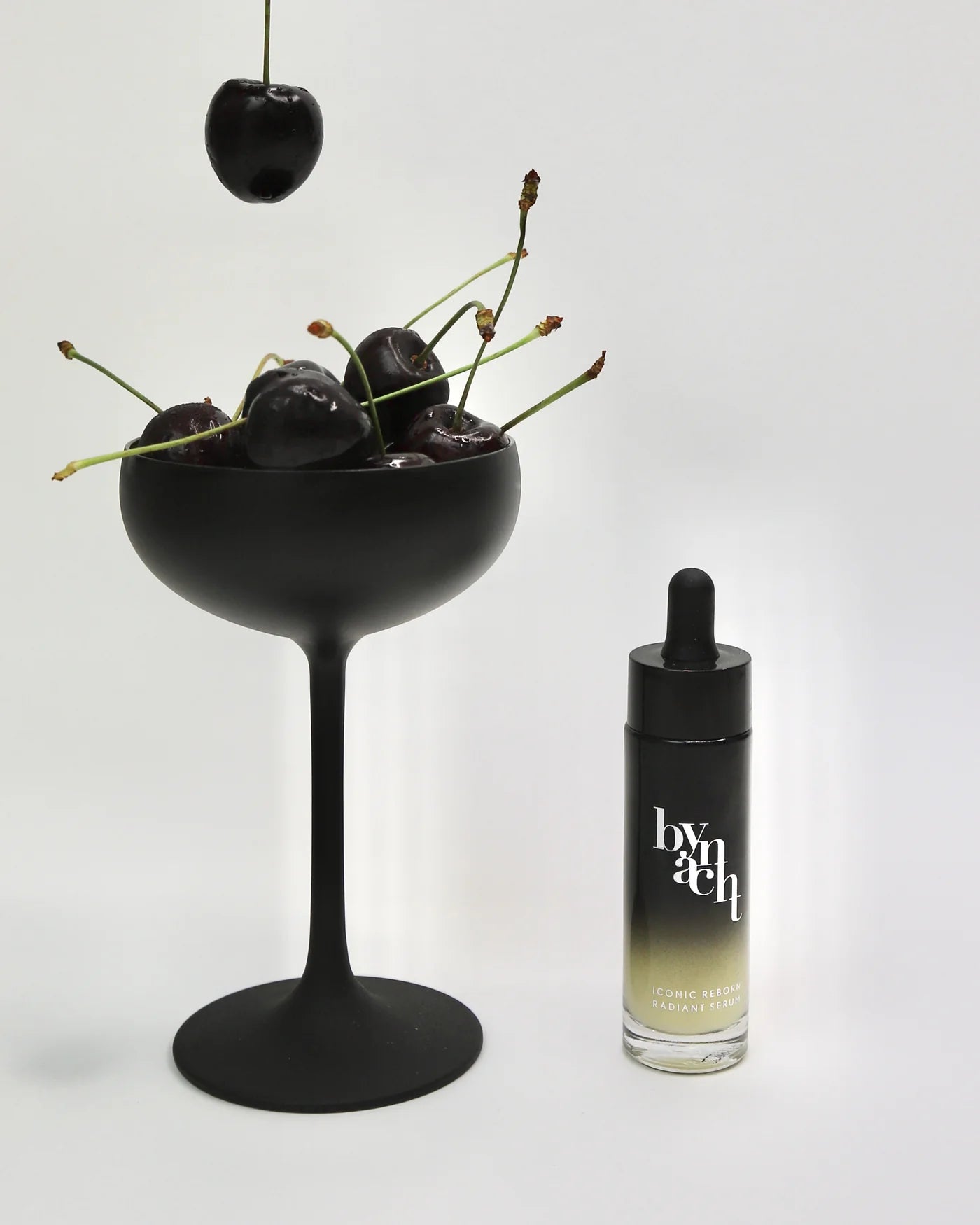 Iconic Reborn Radiant Serum