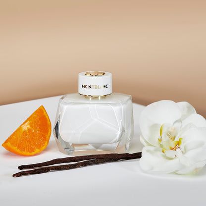 Signature, Eau De Parfum, For Women / 50 ml