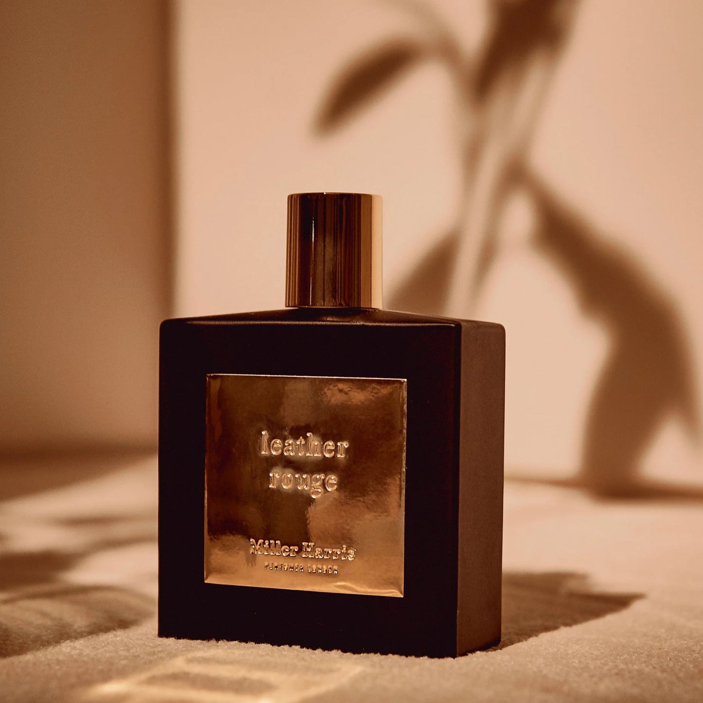 Leather Rouge (Eau de Parfum)*