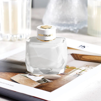 Signature, Eau De Parfum, For Women / 50 ml